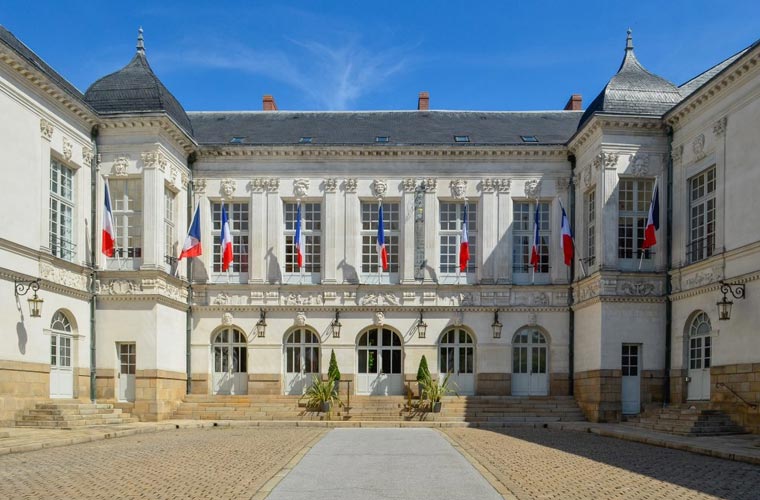 image de la mairie de nantes